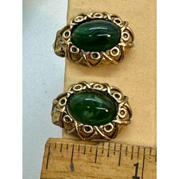 Dark Green Glass Cabochon Clip On Earrings Gold Tone Oval Classic Vintage - Picture 5 of 5